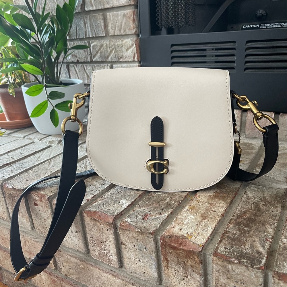 Coach crossbody purse
